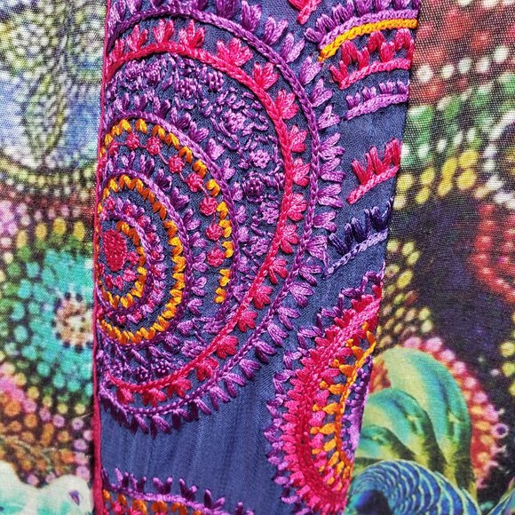 Almirah Junaid Jamshed Pakistani Viscose Chiffon Ready-Made Shalwar Kameez Suit - Picture 13 of 16